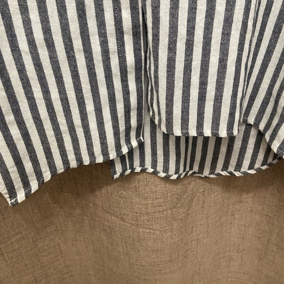 Striped gray and White Women's cotton tunic Top - Picture 3 of 9